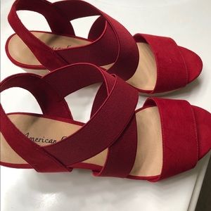 Red wedges